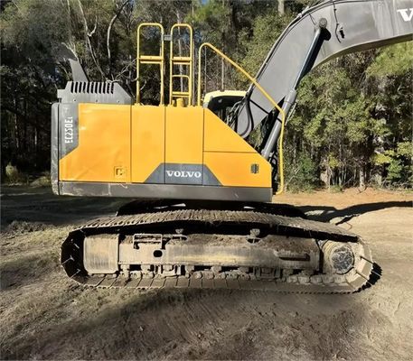 20900KG สภาพดี มือสอง Vollvo EC220D พลังงาน 123kw ด้วย Volov D6H เครื่องยนต์