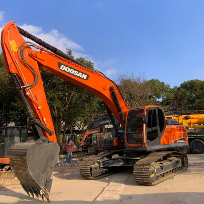 อุปกรณ์หนักมือสอง เครื่องขุดขนาดใหญ่ 30 ตัน Doosan Dx300lc-9c