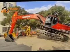 เครื่องขุดล้อสีส้ม DX225LC Doosan Backhoe เครื่องขุด